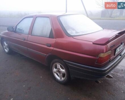 Красный Форд Орион, объемом двигателя 1.4 л и пробегом 365 тыс. км за 500 $, фото 1 на Automoto.ua