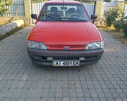 Красный Форд Орион, объемом двигателя 1.4 л и пробегом 341 тыс. км за 1000 $, фото 8 на Automoto.ua