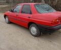 Красный Форд Орион, объемом двигателя 1.8 л и пробегом 2 тыс. км за 800 $, фото 1 на Automoto.ua