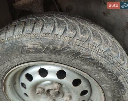 Красный Форд Орион, объемом двигателя 1.6 л и пробегом 300 тыс. км за 358 $, фото 3 на Automoto.ua