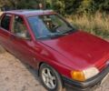 Красный Форд Орион, объемом двигателя 0 л и пробегом 300 тыс. км за 804 $, фото 1 на Automoto.ua
