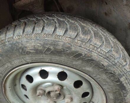 Червоний Форд Оріон, об'ємом двигуна 1.6 л та пробігом 300 тис. км за 358 $, фото 4 на Automoto.ua