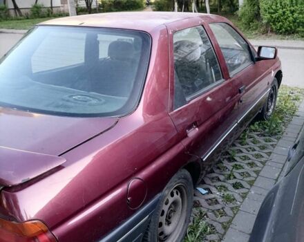 Красный Форд Орион, объемом двигателя 7 л и пробегом 852 тыс. км за 400 $, фото 2 на Automoto.ua