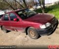 Красный Форд Орион, объемом двигателя 1.5 л и пробегом 0 тыс. км за 1000 $, фото 1 на Automoto.ua