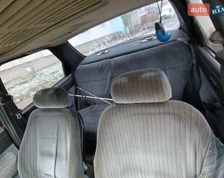 Красный Форд Орион, объемом двигателя 2 л и пробегом 186 тыс. км за 599 $, фото 6 на Automoto.ua