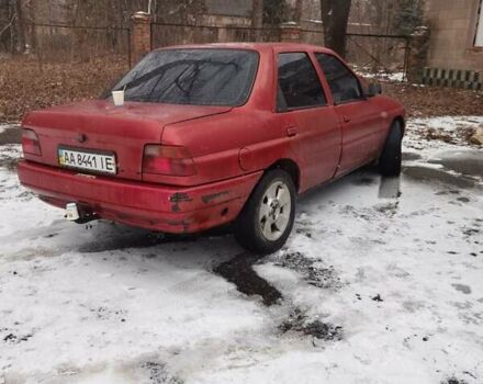 Красный Форд Орион, объемом двигателя 2 л и пробегом 186 тыс. км за 599 $, фото 9 на Automoto.ua