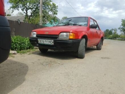 Форд Орион 1987 в Ивано-Франковске на Automoto.ua Красный Форд Орион, объемом двигателя 0 л и пробегом 188 тыс. км за 550 $, фото 1 на Automoto.ua