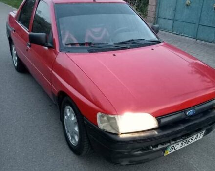 Червоний Форд Оріон, об'ємом двигуна 1.4 л та пробігом 178 тис. км за 860 $, фото 1 на Automoto.ua