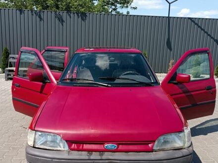 Форд Орион 1991 в Фастове на Automoto.ua Красный Форд Орион, объемом двигателя 0 л и пробегом 170 тыс. км за 30000 $, фото 1 на Automoto.ua