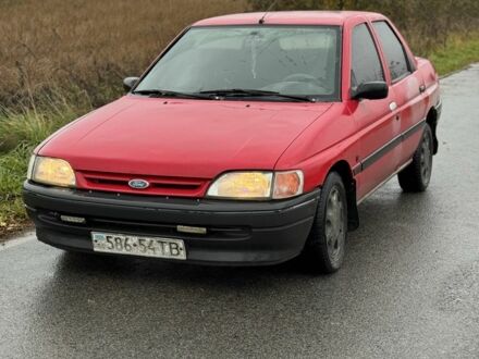 Форд Орион 1991 в Львове на Automoto.ua Красный Форд Орион, объемом двигателя 1.8 л и пробегом 500 тыс. км за 600 $, фото 1 на Automoto.ua
