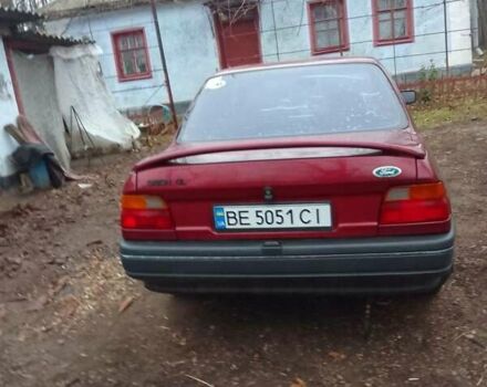 Красный Форд Орион, объемом двигателя 1.3 л и пробегом 300 тыс. км за 1600 $, фото 1 на Automoto.ua