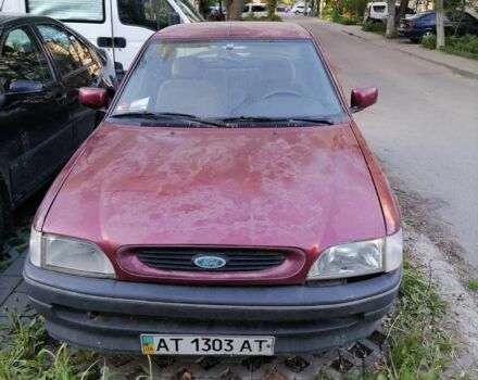 Красный Форд Орион, объемом двигателя 7 л и пробегом 852 тыс. км за 400 $, фото 1 на Automoto.ua