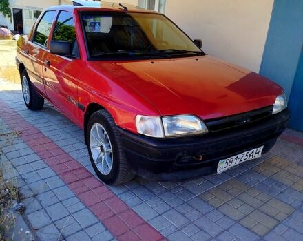 Форд Орион, объемом двигателя 1.8 л и пробегом 0 тыс. км за 1100 $, фото 1 на Automoto.ua