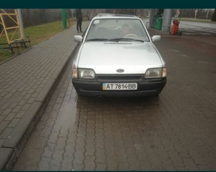 Серый Форд Орион, объемом двигателя 0 л и пробегом 2 тыс. км за 500 $, фото 2 на Automoto.ua