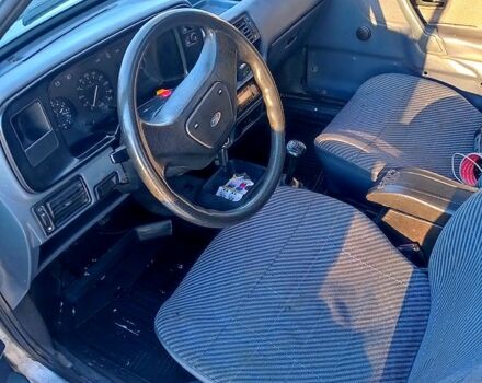 Серый Форд Орион, объемом двигателя 1.4 л и пробегом 0 тыс. км за 930 $, фото 1 на Automoto.ua