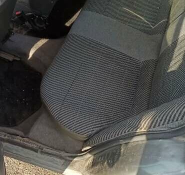 Серый Форд Орион, объемом двигателя 1.4 л и пробегом 100 тыс. км за 1400 $, фото 5 на Automoto.ua