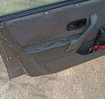 Серый Форд Орион, объемом двигателя 1.4 л и пробегом 100 тыс. км за 1400 $, фото 6 на Automoto.ua