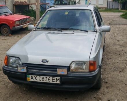 Серый Форд Орион, объемом двигателя 0 л и пробегом 248 тыс. км за 700 $, фото 1 на Automoto.ua