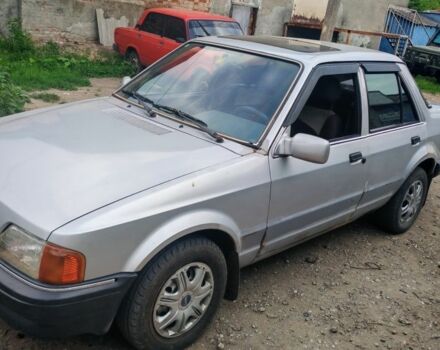 Серый Форд Орион, объемом двигателя 0 л и пробегом 248 тыс. км за 700 $, фото 3 на Automoto.ua