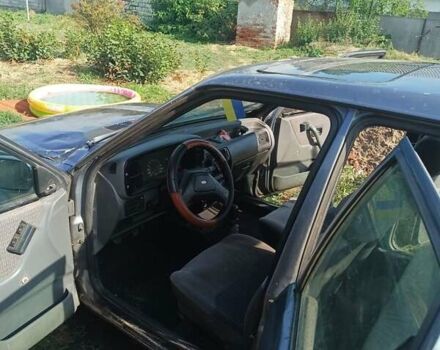 Серый Форд Орион, объемом двигателя 0 л и пробегом 100 тыс. км за 472 $, фото 2 на Automoto.ua