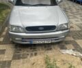 Сірий Форд Оріон, об'ємом двигуна 1.6 л та пробігом 250 тис. км за 1097 $, фото 1 на Automoto.ua