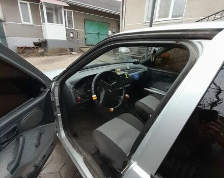 Серый Форд Орион, объемом двигателя 0 л и пробегом 350 тыс. км за 1500 $, фото 4 на Automoto.ua