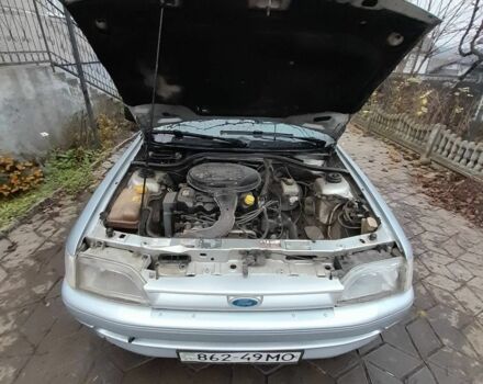 Серый Форд Орион, объемом двигателя 0 л и пробегом 350 тыс. км за 1500 $, фото 6 на Automoto.ua