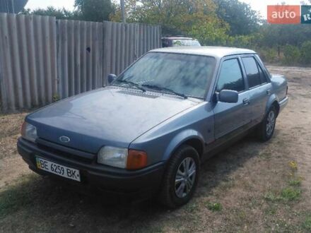 Сірий Форд Оріон, об'ємом двигуна 1.6 л та пробігом 400 тис. км за 400 $, фото 1 на Automoto.ua