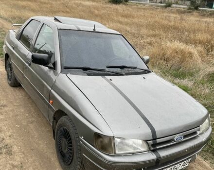 Серый Форд Орион, объемом двигателя 1.6 л и пробегом 3 тыс. км за 599 $, фото 1 на Automoto.ua