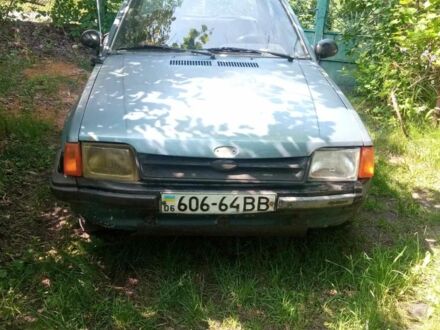 Сірий Форд Оріон, об'ємом двигуна 0 л та пробігом 2 тис. км за 448 $, фото 1 на Automoto.ua