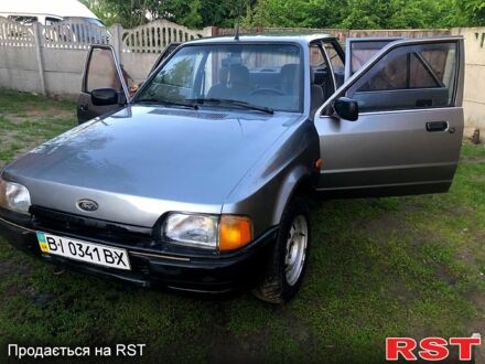 Форд Орион 1998 в Ромнах на Automoto.ua Серый Форд Орион, объемом двигателя 1.3 л и пробегом 100 тыс. км за 720 $, фото 1 на Automoto.ua