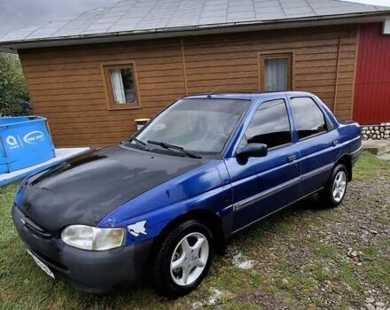 Синий Форд Орион, объемом двигателя 1.4 л и пробегом 61 тыс. км за 1500 $, фото 1 на Automoto.ua