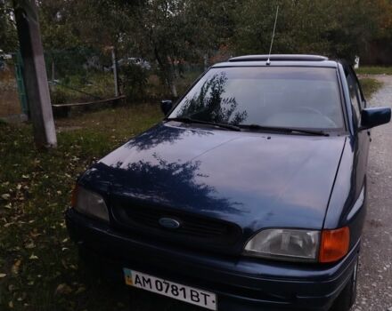 Синий Форд Орион, объемом двигателя 1.6 л и пробегом 10 тыс. км за 1307 $, фото 1 на Automoto.ua