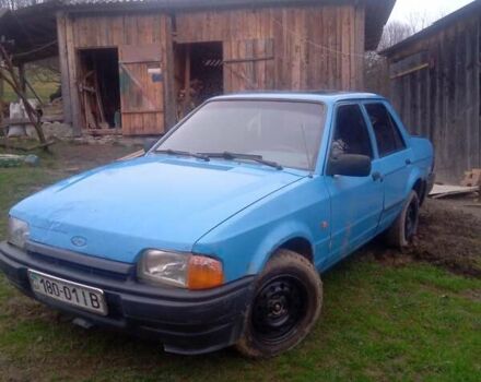 Синий Форд Орион, объемом двигателя 1.4 л и пробегом 35 тыс. км за 600 $, фото 1 на Automoto.ua