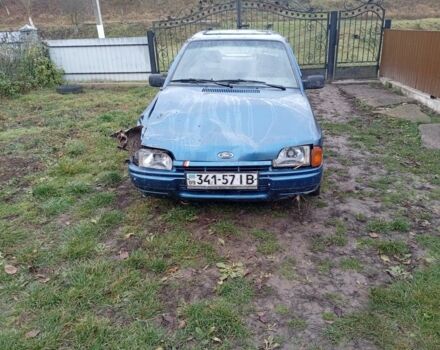 Синий Форд Орион, объемом двигателя 1.4 л и пробегом 48 тыс. км за 400 $, фото 1 на Automoto.ua