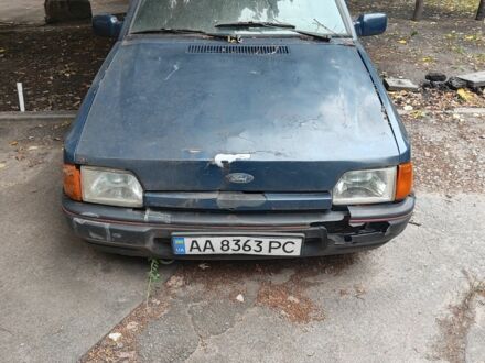 Форд Орион 1989 в Киеве на Automoto.ua Синий Форд Орион, объемом двигателя 1.4 л и пробегом 200 тыс. км за 400 $, фото 1 на Automoto.ua