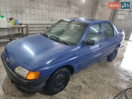 Форд Орион 1991 в Звенигородка на Automoto.ua Синий Форд Орион, объемом двигателя 1.6 л и пробегом 97 тыс. км за 1350 $, фото 1 на Automoto.ua