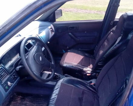 Синий Форд Орион, объемом двигателя 1.75 л и пробегом 300 тыс. км за 1000 $, фото 1 на Automoto.ua