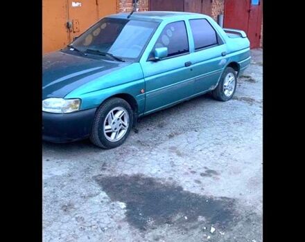 Синий Форд Орион, объемом двигателя 1.8 л и пробегом 200 тыс. км за 790 $, фото 1 на Automoto.ua