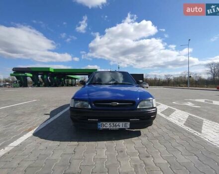 Синий Форд Орион, объемом двигателя 1.6 л и пробегом 200 тыс. км за 1200 $, фото 1 на Automoto.ua