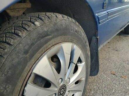 Синий Форд Орион, объемом двигателя 1.4 л и пробегом 174 тыс. км за 900 $, фото 1 на Automoto.ua