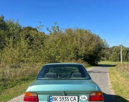Зелений Форд Оріон, об'ємом двигуна 1.6 л та пробігом 250 тис. км за 1150 $, фото 4 на Automoto.ua