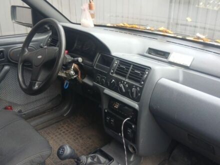 Форд Орион 1991 в Киеве на Automoto.ua Зеленый Форд Орион, объемом двигателя 0 л и пробегом 73 тыс. км за 420 $, фото 1 на Automoto.ua