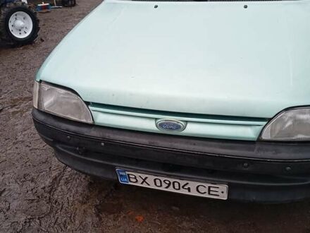 Зелений Форд Оріон, об'ємом двигуна 1.8 л та пробігом 390 тис. км за 944 $, фото 1 на Automoto.ua