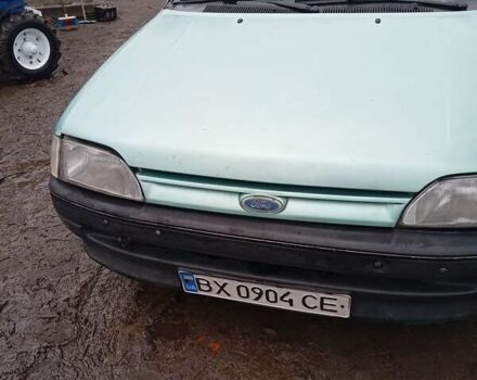 Зеленый Форд Орион, объемом двигателя 1.8 л и пробегом 390 тыс. км за 944 $, фото 1 на Automoto.ua