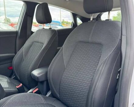 Белый Форд Пума, объемом двигателя 1 л и пробегом 30 тыс. км за 18500 $, фото 8 на Automoto.ua