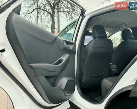 Білий Форд Пума, об'ємом двигуна 1 л та пробігом 114 тис. км за 12999 $, фото 27 на Automoto.ua