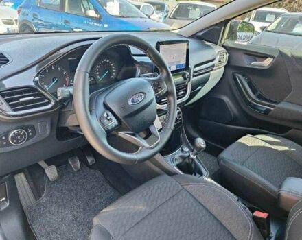 Черный Форд Пума, объемом двигателя 1.7 л и пробегом 60 тыс. км за 13500 $, фото 7 на Automoto.ua