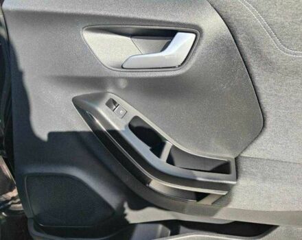 Черный Форд Пума, объемом двигателя 1.7 л и пробегом 60 тыс. км за 13500 $, фото 19 на Automoto.ua