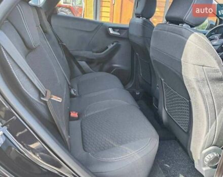 Черный Форд Пума, объемом двигателя 1.7 л и пробегом 60 тыс. км за 15500 $, фото 21 на Automoto.ua